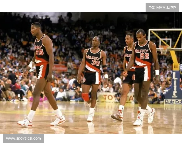 爵士开拓者上演对攻大战，机构看好全场总得分超239分